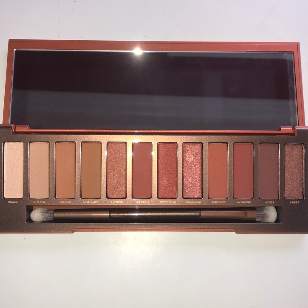 Urban Decay Naked Heat Palette